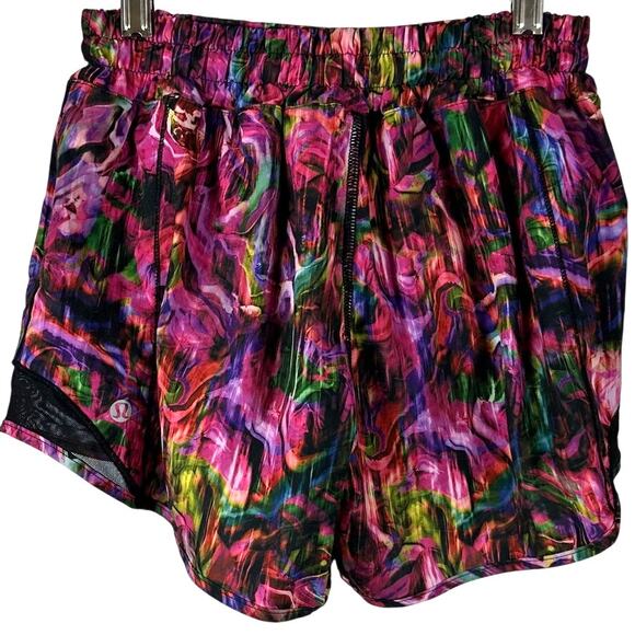 Lululemon Hotty Hot Low Rise Short 4" Hyper Flow Pink Multi Black Sz 4 Tall EUC - Picture 2 of 8